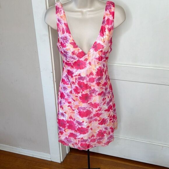 Princess Polly ZUBA MINI DRESS PINK FLORAL Nwot Size 10 Summer Dress - Picture 2 of 9